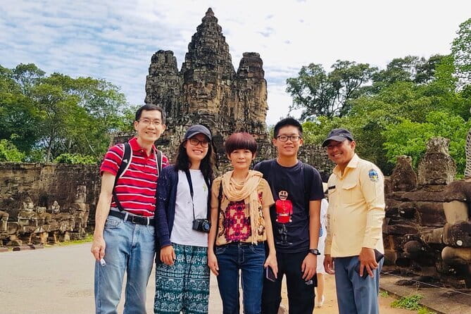 Kulen National Park Ticket -Waterfall & 1000 Lingas - Poeng Ta Kho: a quick cliff stop with big payoff
