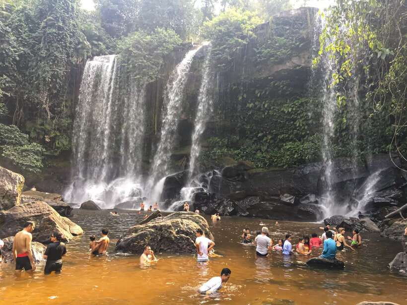 Kulen Waterfall Park with Small Groups & Guide tour - Reclining Buddha at the pagoda: the hilltop payoff