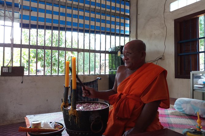 Monk Blessing Ceremony in Siem Reap - The monk blessing ritual: chanting, offerings, and cold water