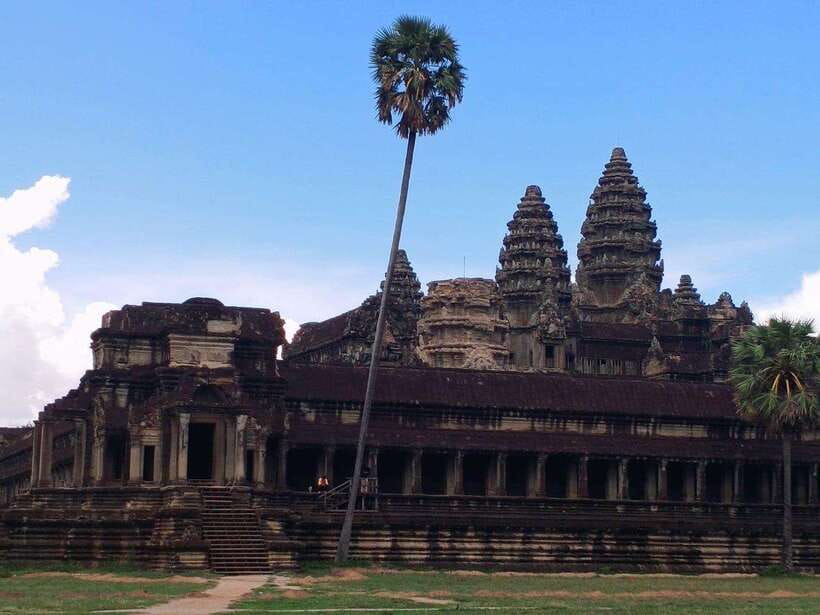 One Day Angkor Wat Trip with Sunrise - Ta Prohm’s roots, the day’s best photo chaos