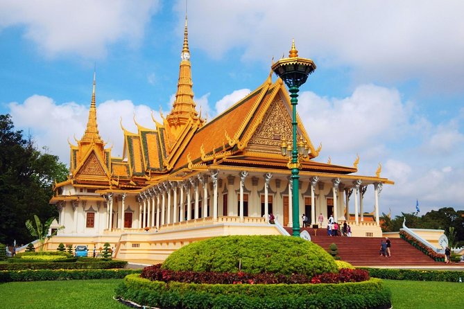 One Day Private Guide Tours History in Phnom Penh Incl. admission - Lunch Break Timing: Plan Your Own Refuel
