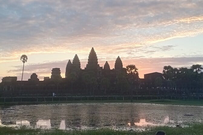 One Day Sunrise Private Tour at Angkorwat with Major Temples - The 4:45 am pickup: logistics that make or break Angkor mornings