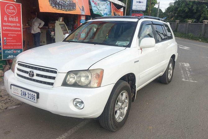 Overland Taxi Transfer From Bangkok - Siem Reap with Private Driver - Border crossing rhythm: how you clear Thailand and enter Cambodia