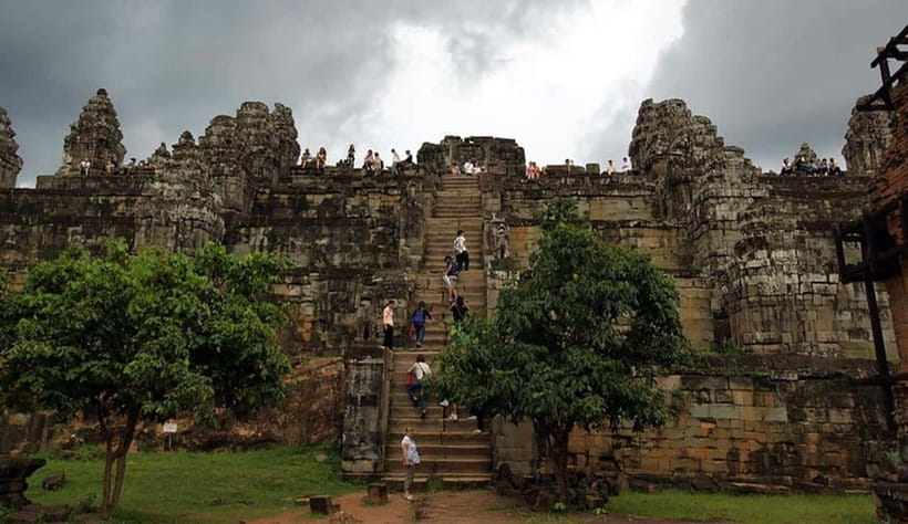 Phnom Bakheng Sunset Tour, Pre Rup, Neak Pean, Preah Khan - Price and What You Get for $55, Plus the Big Ticket Detail