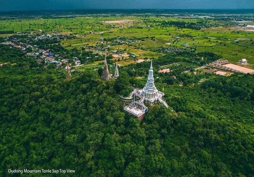 Phnom Penh - Battambang Transfer Plus Stop Sightseeing - What to bring and how to handle a long day outdoors
