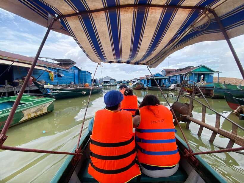 Phnom Penh - Battambang Transfer Plus Stop Sightseeing - Kampong Loung and Tonle Sap floating villages, the 60-minute boat ride