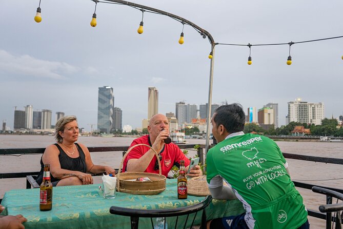 Phnom Penh Bike & Boat Sunset Tour / E-Bike Available - Key things I like about this Phnom Penh bike and boat tour