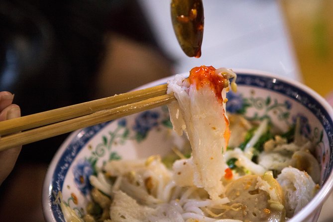 Phnom Penh's Morning Market and Street Art Tour by Tuk tuk - Why 8:30am Markets Feel Like You Found Phnom Penh First