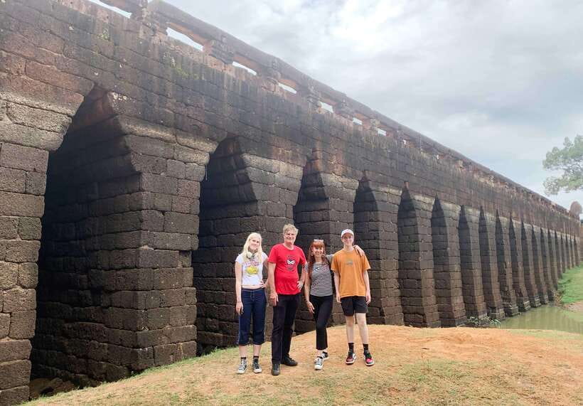 Phnom Penh - Siem Reap Road Transfer Plus Sightseeing - A long road trip that still feels like sightseeing