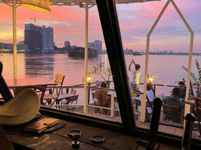 Phnom Penh: Sunset Cruise on Kanika Boat - Key highlights at a glance