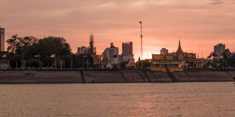 Phnom Penh: Sunset Cruise on Kanika Boat - Comfort, photos, and little details that matter