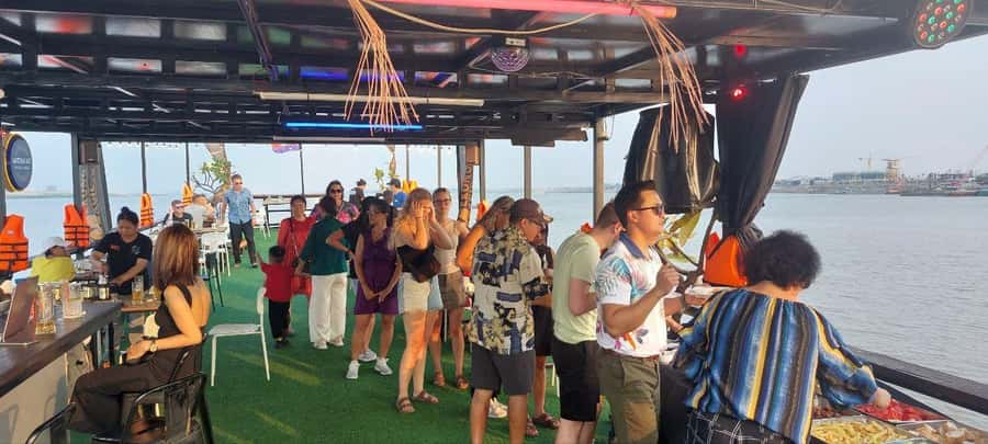 Phnom Penh: Sunset Cruise with Unlimited Beers & BBQ Buffet - Getting Back to Your Hotel: Don’t Let This Surprise You