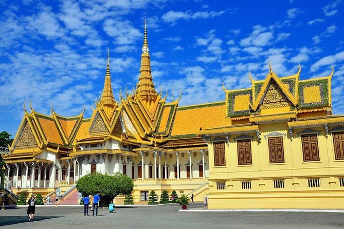 Phnom Penh Vital Discovery-Full Day Tour (Including all services) - Royal Palace and Silver Pagoda: royal buildings, real rules