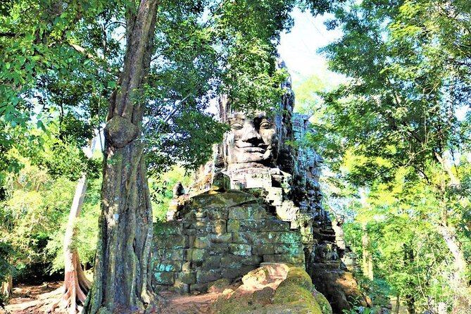 Preah Khan, Neak Pean and Pre-Rup Private Tour - How the guide and private vehicle change the day