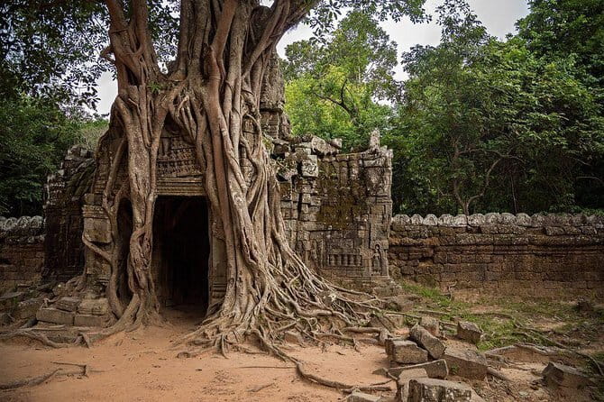 Preah Khan, Neak Pean, Ta Som-East MebonTemple - Grand Circuit - Preah Khan: A Temple That Also Worked Like a University