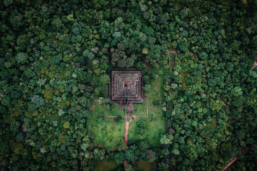 Preah Vihear, Koh Ker and Beng Mealea Private Day Tour - Preah Vihear Temple: Cliff Views, Khmer Carvings, and a 4x4 Ride