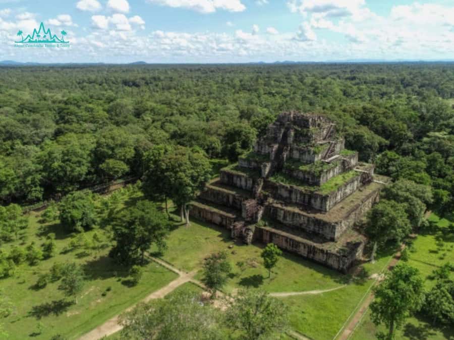 Preah Vihear Temple Koh Ker & BengMealea Tour from Siem Reap - Koh Ker and Prasat Pram: a quieter Khmer empire feel