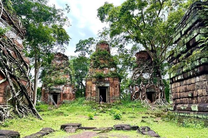Preah Vihear temple - Koh Ker & Other temple with Small Group - Guides and group size: the real value beyond transport