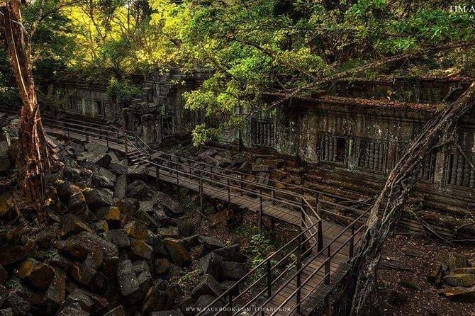 Private 3-Days tour at comfortable areas - Day 2’s Temple Circuit: Preah Khan, Sras Srang, Eastern Mebon, Banteay Srey
