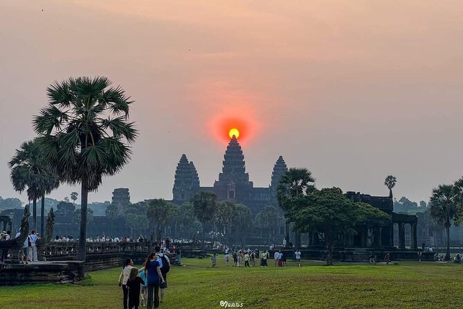 Private Angkor Sunrise Guided Tour - How the 5:00 am start changes everything at Angkor Wat