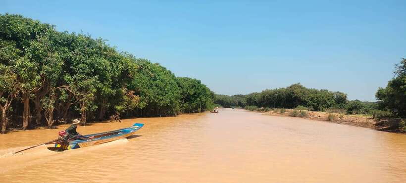 Private Angkor Wat Sunrise Tours And Sunset Floating Village - Ta Prohm: Tree Roots, Hollywood Fame, and the Lunch Break