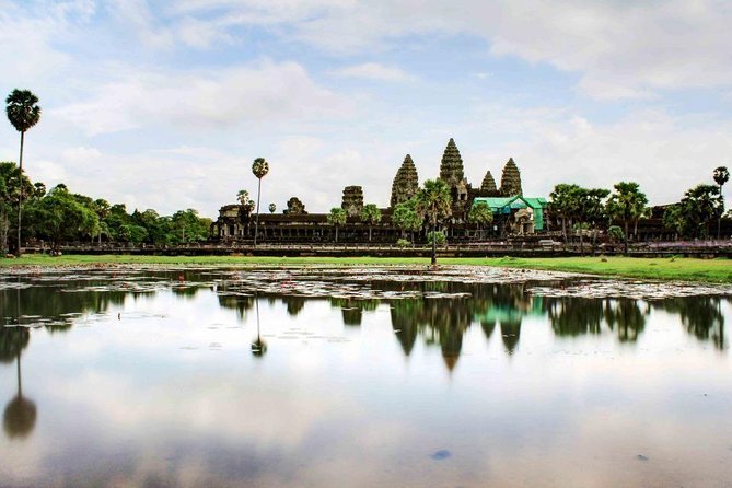 Private Angkor Wat Temple Tour - Angkor Wat: The Early-12th-Century Power Center in One Guided Walk