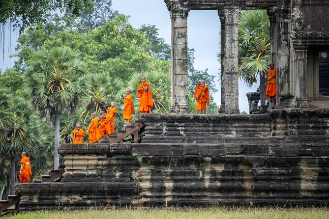 Private Angkor Wat Tour & Angkor Park/Heritage With Local Guide - Stop 2: Angkor Thom, The Last Capital With Visible Layers