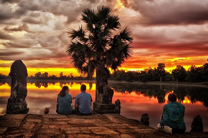 Private Angkor Wat Tour from Siem Reap - Angkor Thom: South Gate Demons and the Naga Story