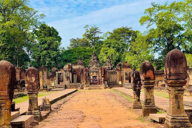 Private Banteay Srei Kbal Spean Tours and Landmine museum - Kbal Spean and the Riverbed of a Thousand Lingas