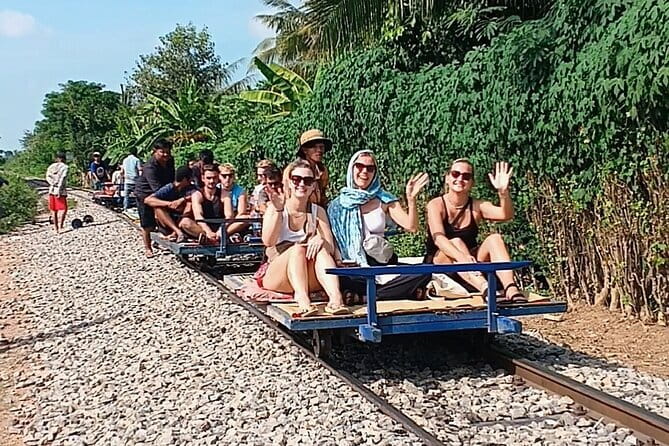 Private Boat from Battambang to Siem Reap via Tonle Sap Lake - Prek Toal floating village: the stop that feels like an event