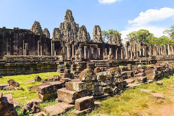 Private Full-Day Angkor Temple and Sunset Viewing with Lunch - What the price covers, and what it does not