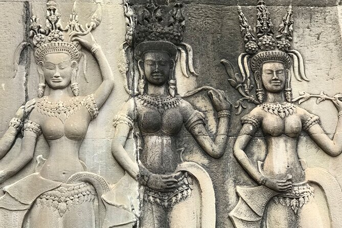 Private Guided Angkor Wat Tour by Lady Tuk Tuk with Monk Blessing - Angkor Wat for the main event: where your guide makes the carvings click
