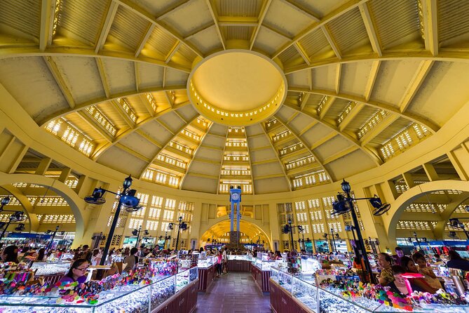 Private Half-Day Tour of Phnom Penh's Traditional Markets - Russian Market plus sugar cane juice: your 2-hour browsing window