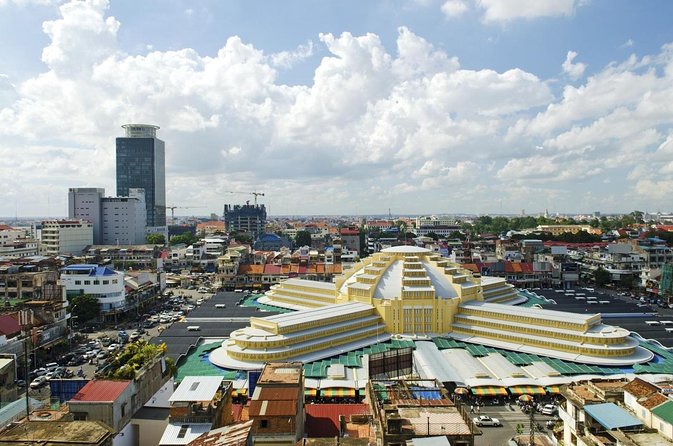Private Half-Day Tour of Phnom Penh's Traditional Markets - Hotel pickup and private-vehicle timing that saves your feet