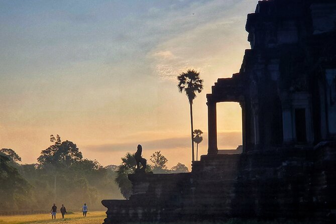 Private Sunrise & Angkor Complex by English Speaking Van Driver - Key highlights worth your morning time