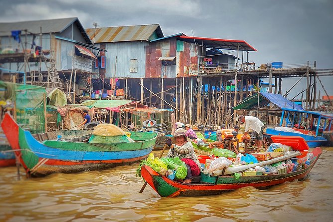 Private sunrise tour to Angkor Wat & other highlights with Professional Guide. - Stop 2: Srah Srang for a breakfast break