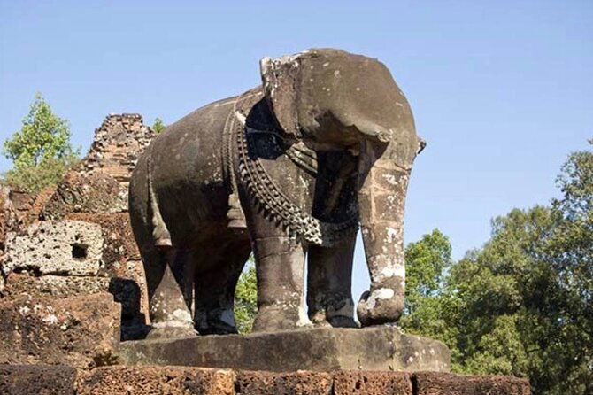 Private Taxi Siem Reap to Phnom Penh, Reliable Driver, Transfer - Stop 1 in Kampong Kdei: Spean Praptos stone bridge