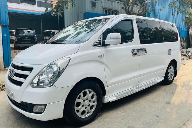 Private Taxi Transfer From Phnom Penh to Siem Reap with English Speaking Driver - Practical tips to make the ride feel civilized