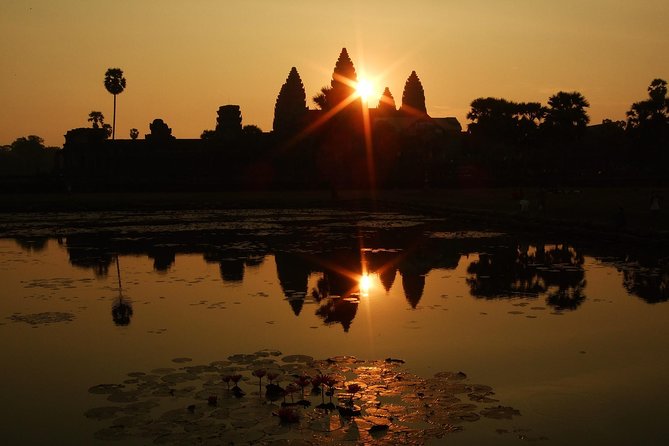 Private Temples Guided Tour (Angkor Wat, Ta Prom & Angkor Thom) - Breakfast stop on Sivutha Boulevard, and why it matters