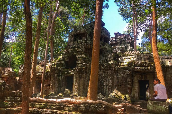 Private Tour: (Avoid Crowds & Heat) 2-Day Angkor Temples - Day 1: Banteay Srei, Samre, Pre Rup, Preah Khan, Neak Pean