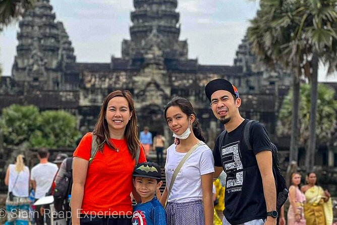 Private Tour of Angkor Wat and Floating Village - Angkor Thom and Bayon Faces: Reading a Late Capital