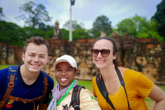 Private Tours Angkor Wat For 3 Days - The guides and drivers: where the experience gets personal