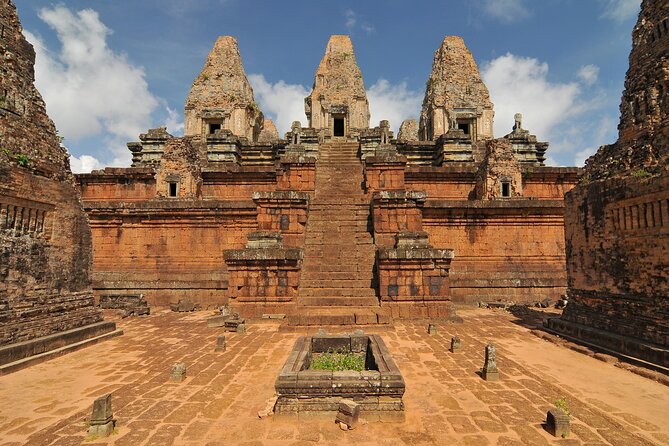 Private Transfer : Siem Reap ↔ Battambang - What door-to-door privacy changes (and what it does not)