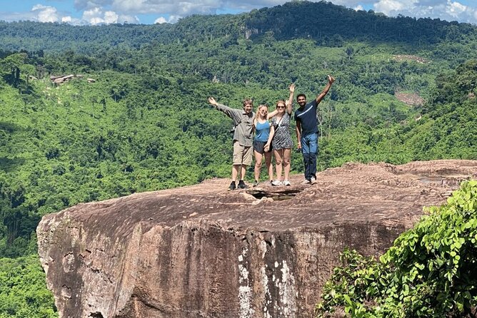 Private Vehicle - Kulen Waterfall and 1000 Lingas - Pagoda Views, Reclining Buddha, and Sacred Steps
