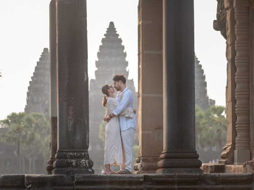 Professional Photoshoot in Angkor Archaeological Park - Bayon Temple: The Faces That Make Your Photos Different