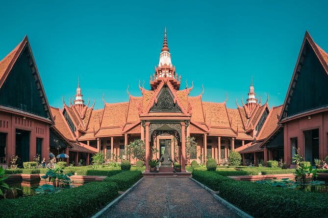 S-21 Prison and Killing Fields - Why the guide matters more than you think