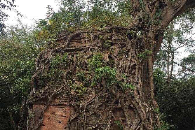 Sambor Prei Kuk Off Beaten Track - The 7:00 am Start and the 160 km Road Trip Into Real Cambodia