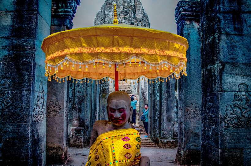 Seat-In-Coach: Small Circuit tour with Sunrise at Angkor Wat - Who should book this Angkor sunrise small-circuit tour