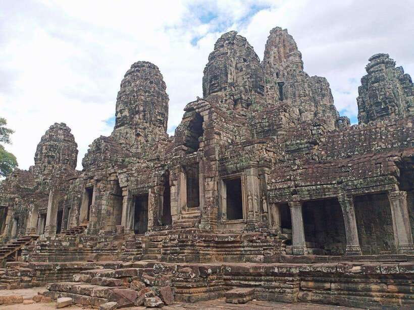 Sharing Trip to Angkor Temple with sunset - Angkor Wat: More Than a Pretty Icon, Plan for the Walk and the Meaning