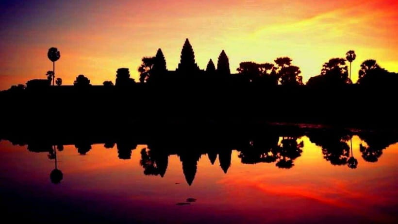 Siem Reap: 2-Days Angkor Wat with Sunrise Small-Group Tour - Should you book it or look for a different option?